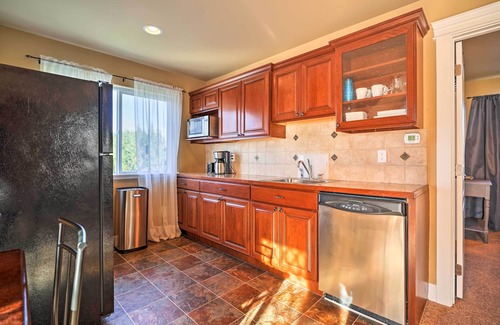 East Wenatchee Apartment | East Wenatchee Apt - 2 Miles from Columbia River!