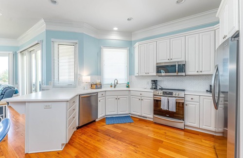 Tybee Island House | Eastern Most Point in the State of Georgia - Beach Front!