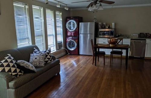 Hammond Apartment | Easy Breezy - #1