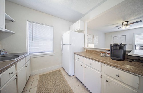 Mobile Apartment | Easy Living in Midtown – 22A