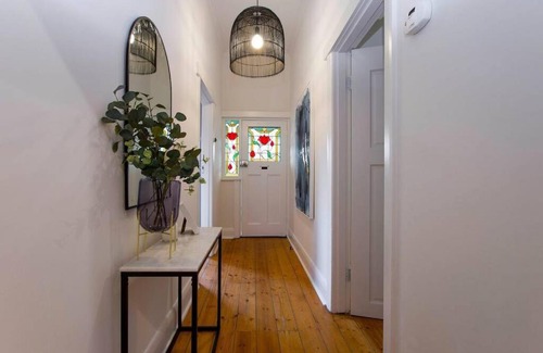 Cumberland Park House | Eaton Cottage Cumberland Park