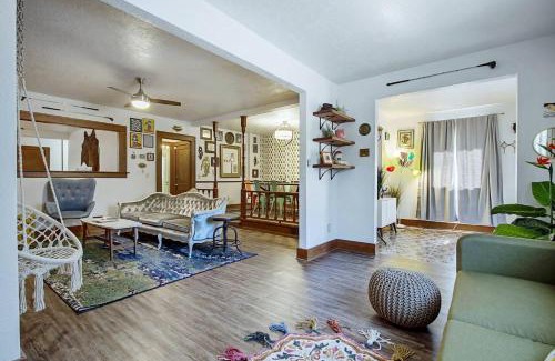 Central Oklahoma City Apartment | Eccentric Escape-hop skip jump to Plaza District