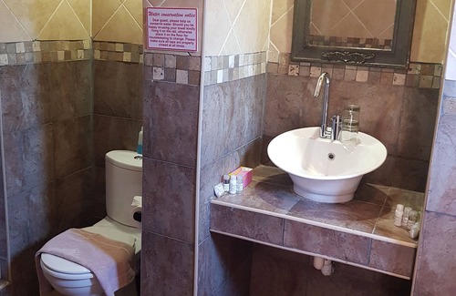 Rustenburg Bed & Breakfast | Echo Garden Guesthouse