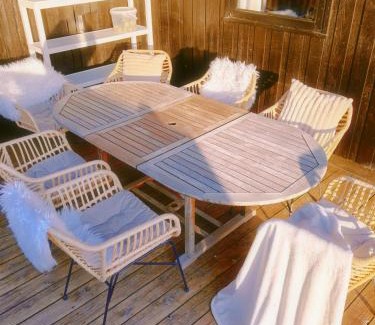 Bratten Strand House | EchoBay nr 2 - child-friendly house close to the beach