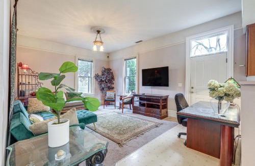 Alkali Flat House | Eclectic Sacramento Home about Half Mi to Downtown!