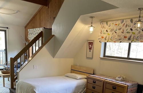 Jeffersonville Resort | Eclipse 2024 - Vermont Resort Condo Smugglers Notch