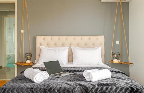 Marousi Apartment | Eclipse Marousi Ring