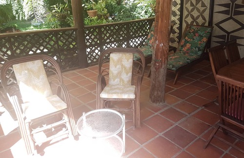 Pine Gardens Apartment | ECO FRIENDLY GARDEN VIEW MUSSAENDA APARTMENT
