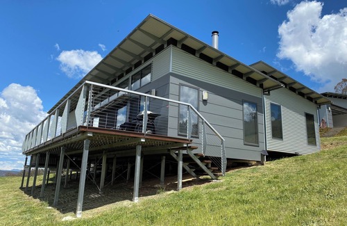 South Bowenfels House | Eco Friendly Luxury Mountain Retreat