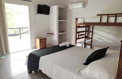 Santa Marta Hotel | Eco Hostal Manakin Tayrona