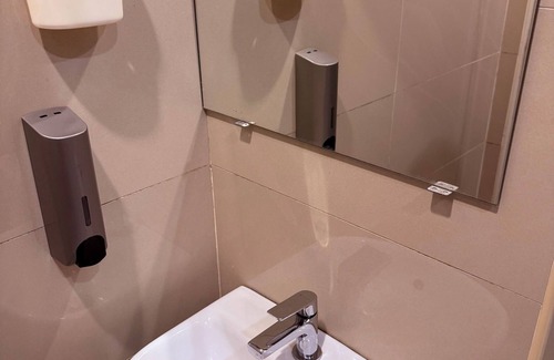 Pudu Hotel | Eco Roomy Hotel