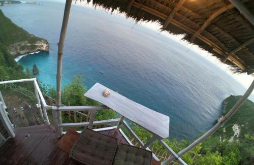 Penida Island Resort | Eco-tourist Dreamstay Treehouse