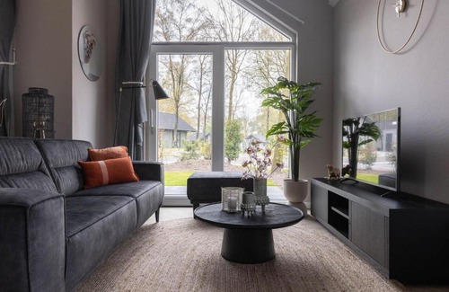 Oirschot House | Eco Villa near Forest in Netherlands