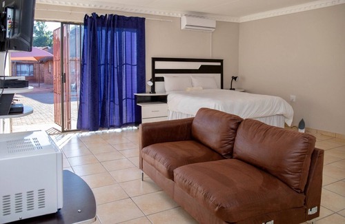 Northam House | Ecogreen Guesthouse