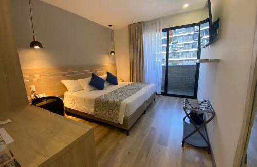 Las Lomas I Hotel | EcoHub Hotel Medellin