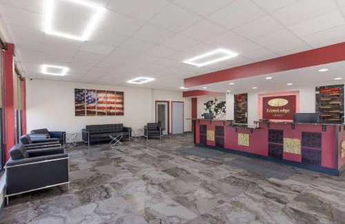 Cave City Cabin | Econo Lodge Cave City