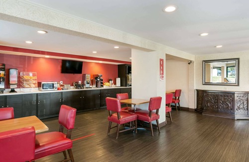 Frederick Hotel | Econo Lodge Frederick I-70