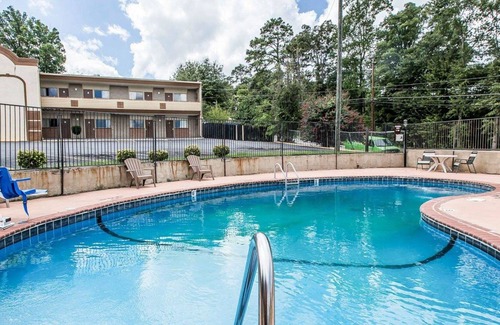 Macon Hotel | Econo Lodge Macon