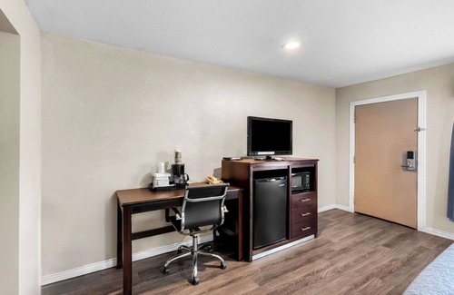 Panguitch Hotel | Econo Lodge Panguitch near Bryce Canyon