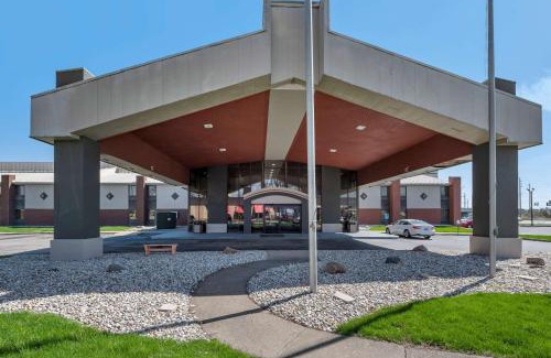 Lafayette Cabin | Econo Lodge