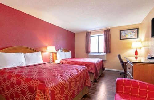 Utica Hotel | Econo Lodge Utica