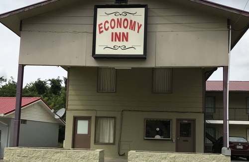 Sweetwater Hotel | Economy Inn