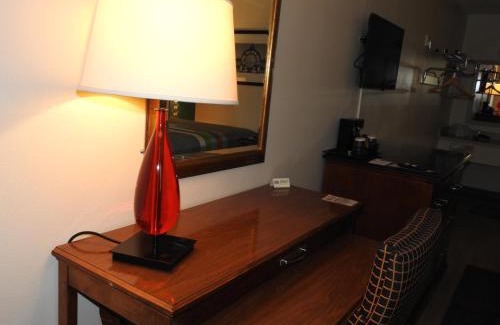 Eureka Springs Hotel | Edelweiss Inn