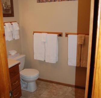 Mammoth Lakes Cabin | Edelweiss Lodge