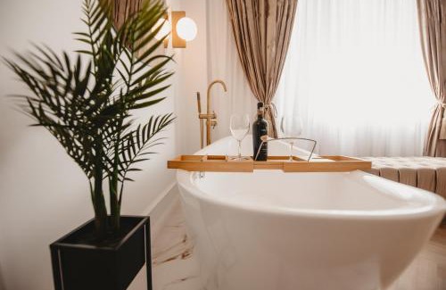Old Town Apartment | Eden Central Boutique Suites - Garden & Spacious Apartments