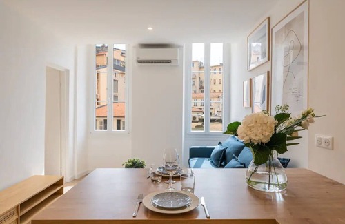 Jean-Medecin Apartment | Eden Flat Jacuzzi Massena Nice