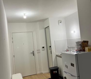 Chatenay-Malabry Apartment | Eden Garden - Paris à 30 min