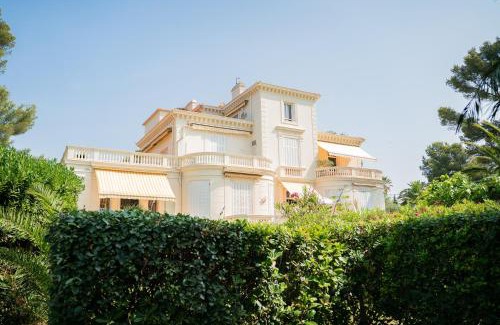 Boulouris-sur-Mer Apartment | Eden Palladio Appt 2 ch front de mer accès direct à la plage