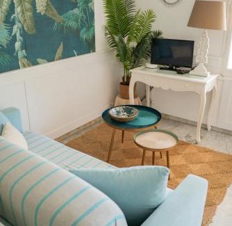 Boulouris-sur-Mer Apartment | Eden Palladio Appt 2 ch front de mer accès direct à la plage