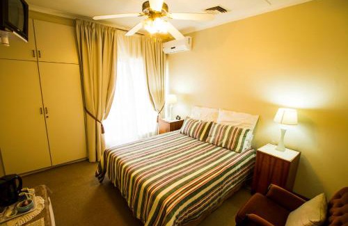 La Mercy House | Eden Rose Manor B&B