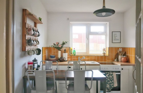 Great Yarmouth Ski Chalet | Eden's cheerful 3-bedroom seaside house