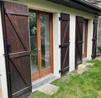 Fontaine-les-Dijon Apartment | Eden un jardin au cœur du vieux village