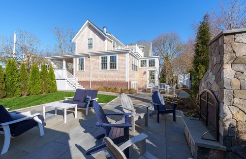 Edgartown House | Edgartown Historic, Remodeled, Luxury Home - In-Town, Beach Access, AC, Parking