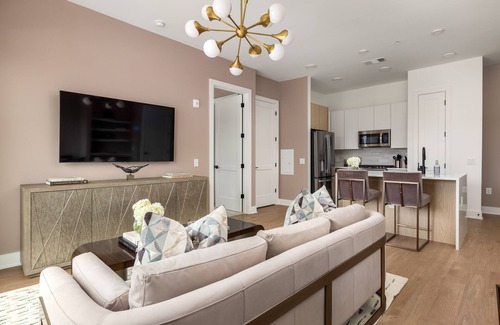 Cabbagetown Apartment | Edgewood Escape By ALR