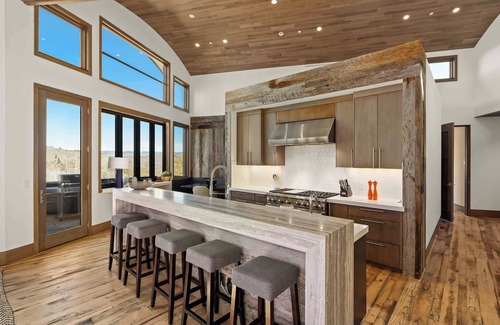 Snowmass Village House | Edgewood Lane Residence: Ski Access Luxury Living
