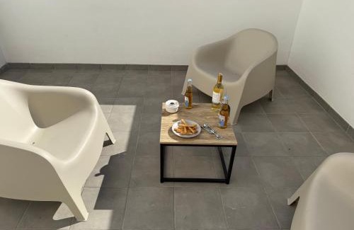 Bailen-Miraflores Apartment | EDIFICIO La Botica de Enrique
