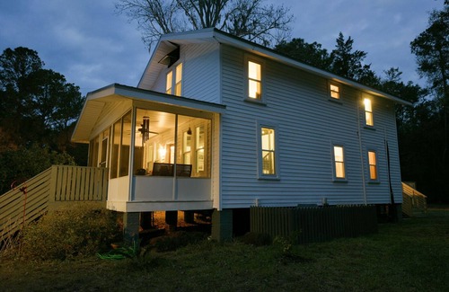 Edisto Island House | Edisto Escape- Creekfront Farmhouse
