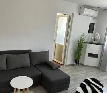 Arad Apartment | Edy apartament