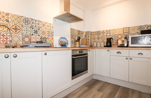Portmellon Cottage | EDYVEAN, character holiday cottage, with a garden in Mevagissey
