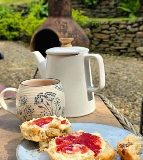 Mawr Bed & Breakfast | Efail Y Garn