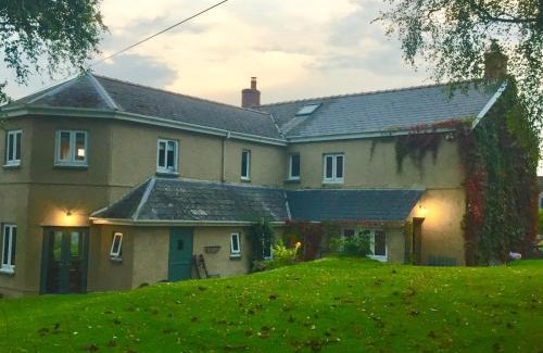 Mawr Bed & Breakfast | Efail Y Garn