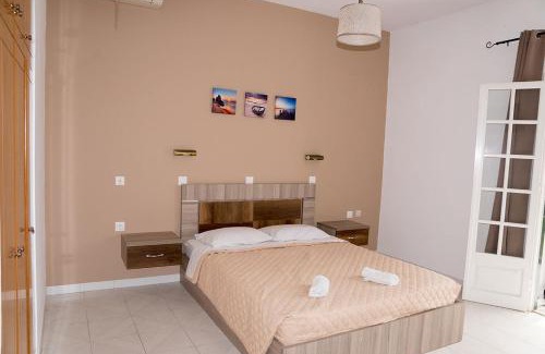 Kavos Hotel | EFTIHIA
