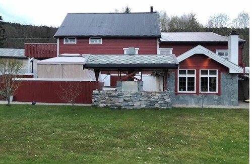 Glomset House | Eidsviklaaven