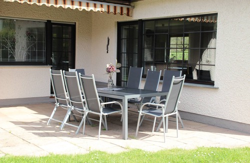 Kopp House | Eifel-Ferienhaus-Kraemer in Kopp, large house, edge of the forest, W-Lan, max. 10 persons