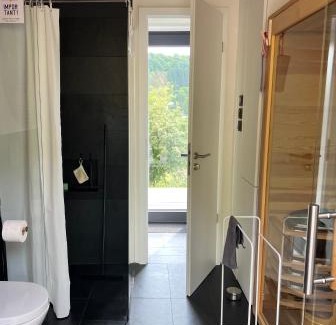 Immerath House | eifelhausaufzeit-Vulkaneifel-Architekten-Chalet mit Sauna im Vulkankrater