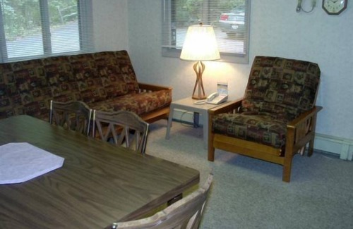 Lake Delton Cottage | Eischen Cottage 2 on Lake Delton